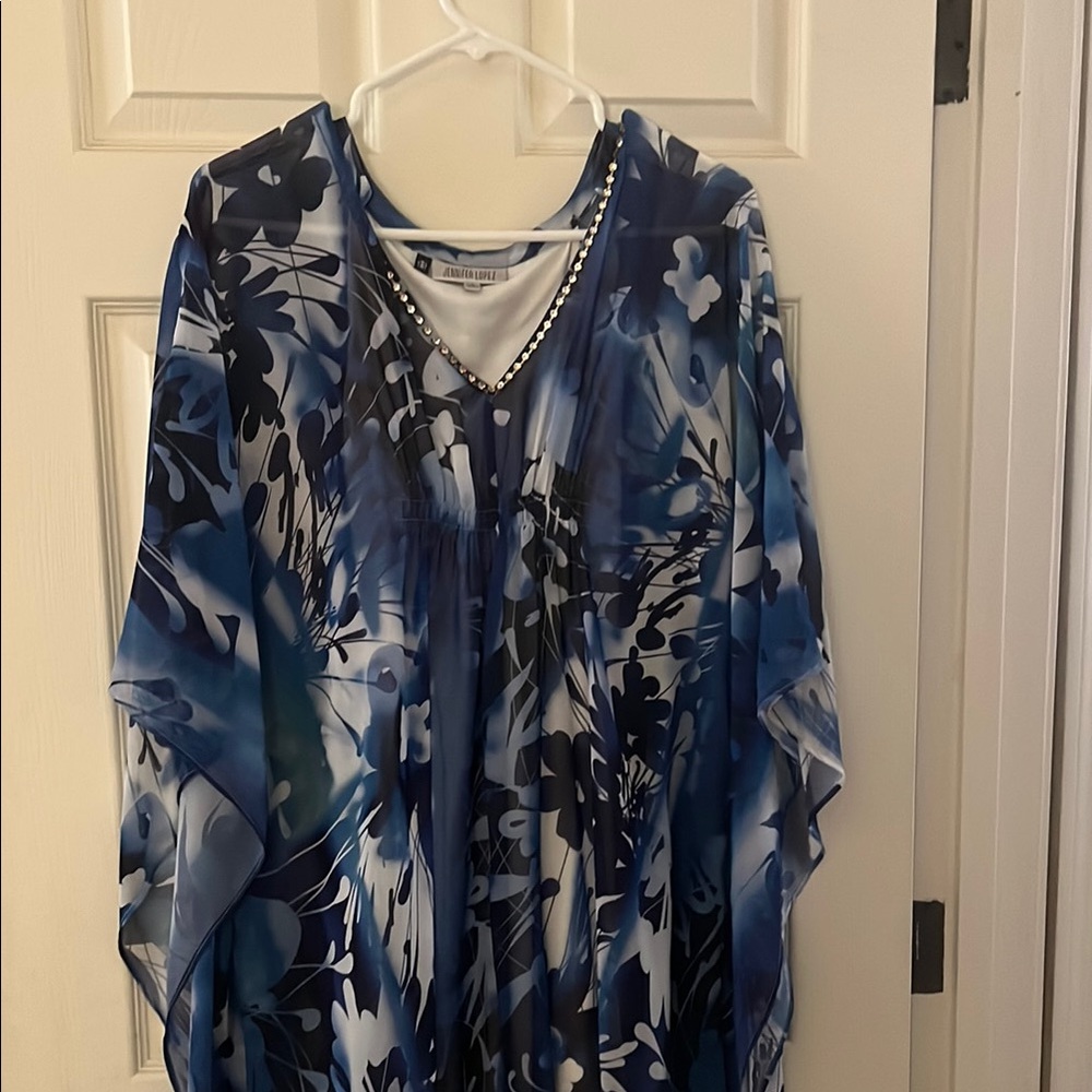 Jebnnifer Lopez Blue Floral Kaftan with Rhinestone Detail